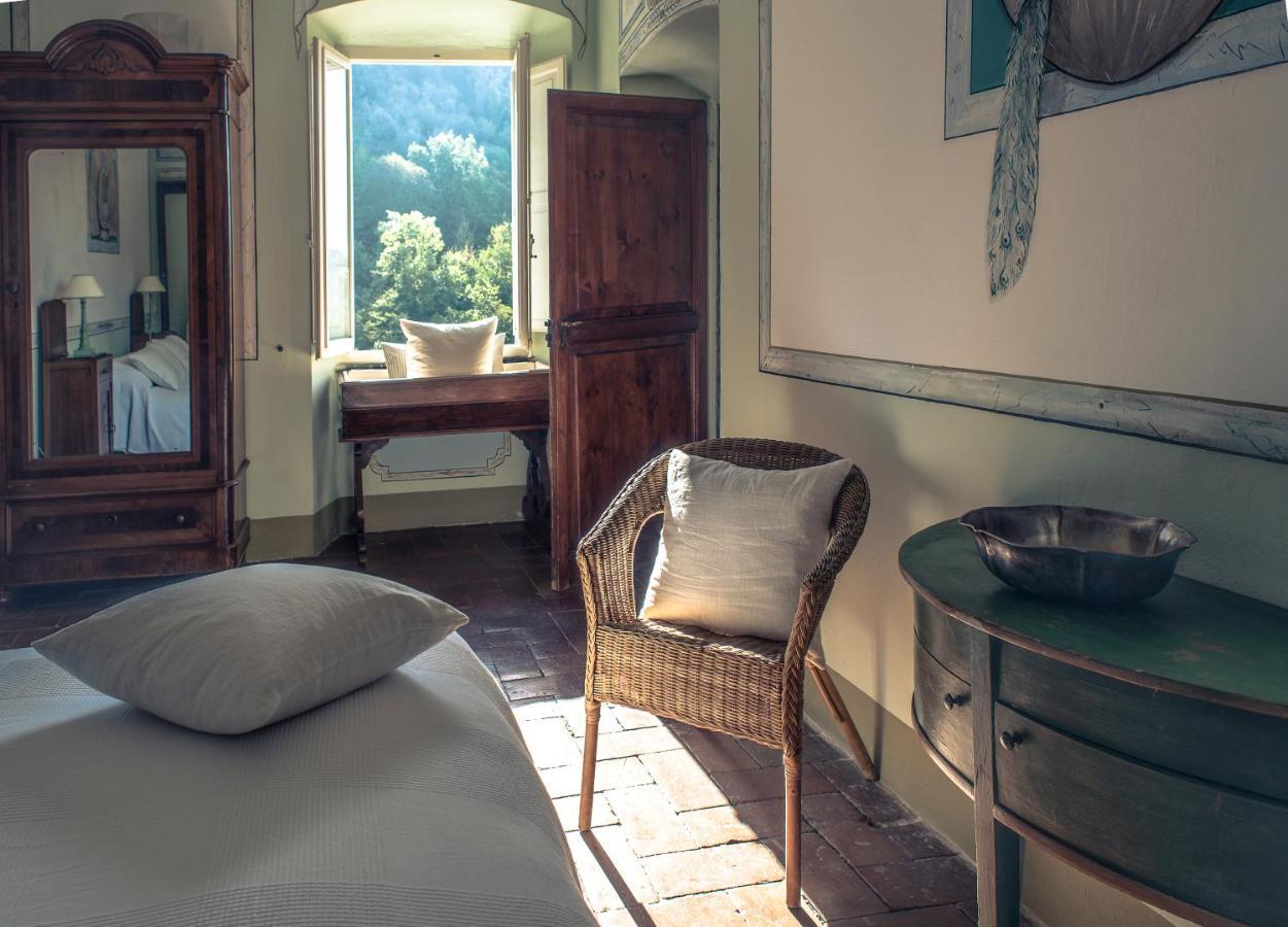 Casale Amati Country House Ortonovo Eksteriør bilde