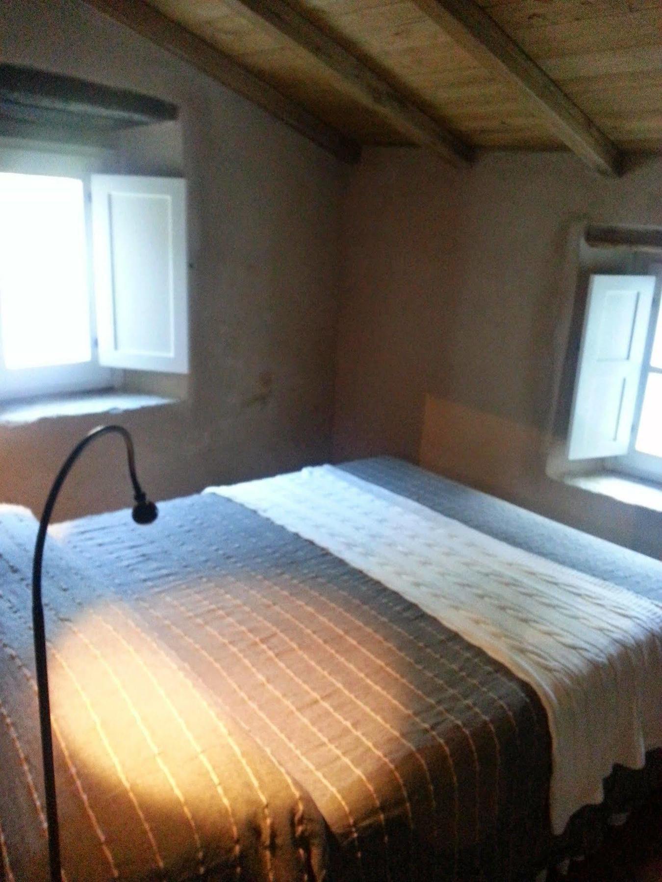 Casale Amati Country House Ortonovo Eksteriør bilde
