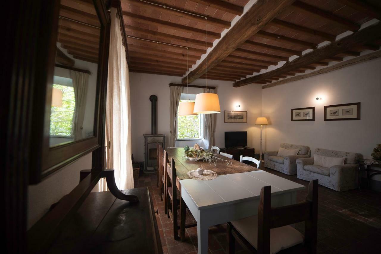 Casale Amati Country House Ortonovo Eksteriør bilde