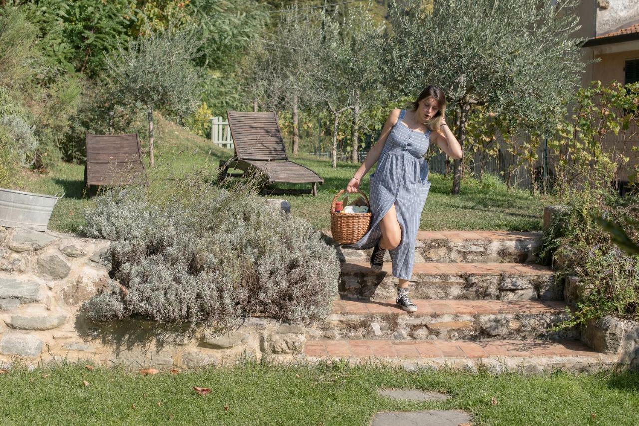 Casale Amati Country House Ortonovo Eksteriør bilde